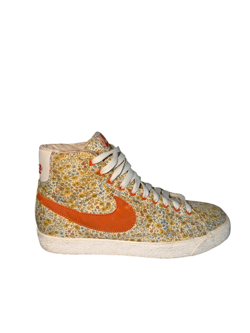 Nike Women’s Orange Floral High-Top Sneakers size 9